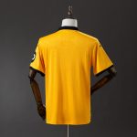 A camisa da casa dos Wolves de 2025 -2026 - Imagem 4