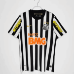 Camisa retrô da temporada 2012 do Santos