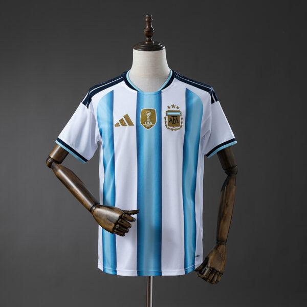 阿根廷球迷版主场-600x600-1 Camisa titular da Seleção Argentina 2026 - Imagem 1